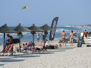 ΣΧΟΛΗ ΣΕΡΦΙΝΓΚ ΚΩΣ | KOHILARI KITE CENTER --- dodecanese.ctb.gr